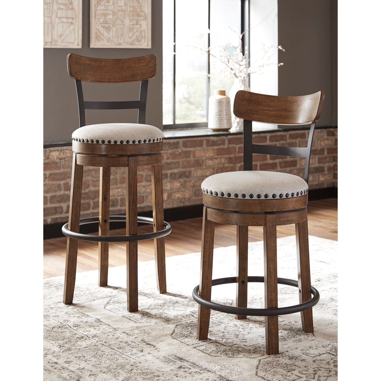 Barstools & Counter Height Stools
