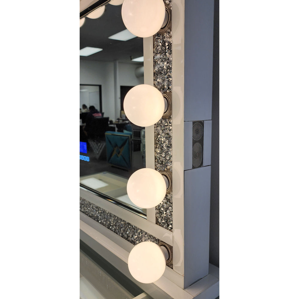 Ella Vanity Set – Black | LED Mirror & Bluetooth Speaker