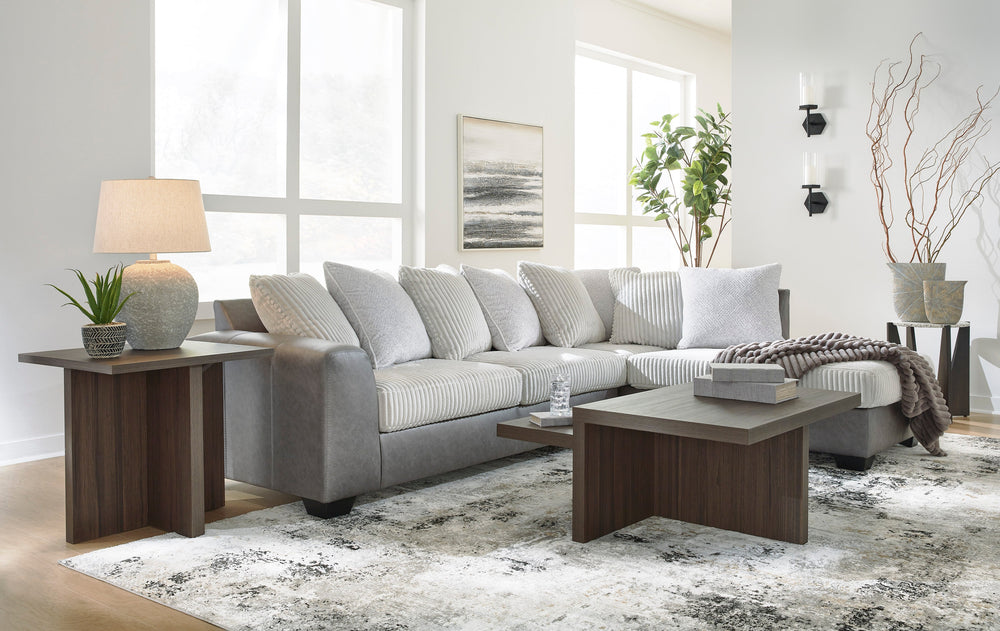 Ashley 31503 Clairette Court