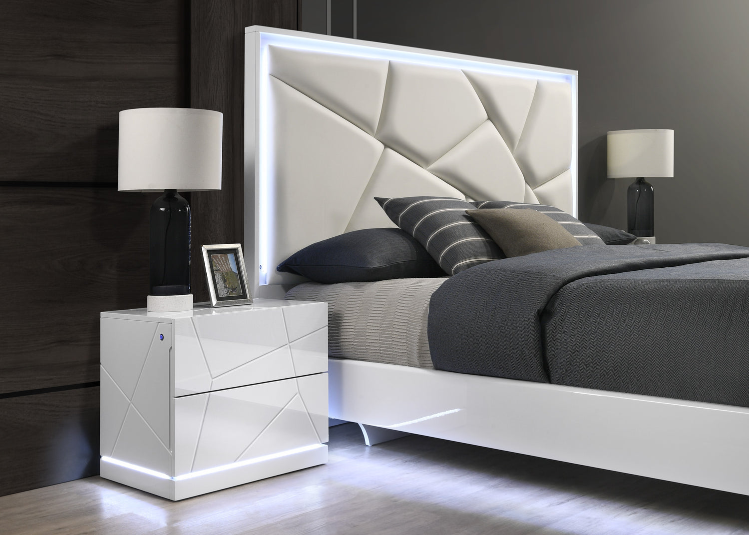 Lana 5-Piece Bedroom Suite with LED Lighting - White