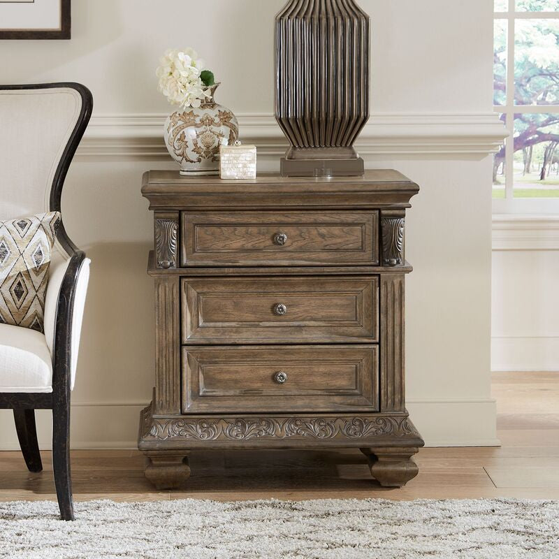 Wynlow 5-PC Bedsroom Suite