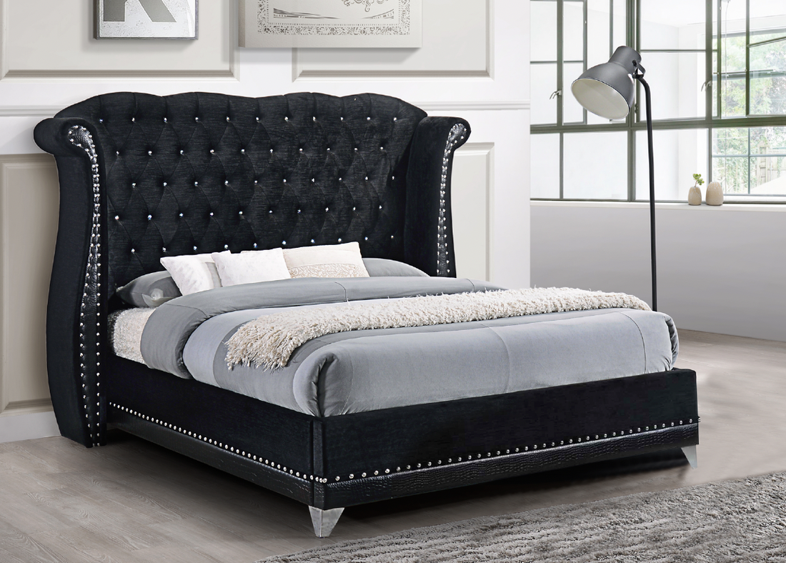 Luxor Velvet Tufted Platform Bed | Diamond Tufting & Crocodile Accent