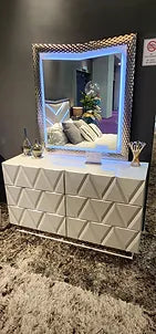 Vera Grey High Gloss Platform Bedroom Set with LED Headboard