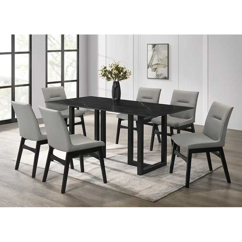 D1476 Farrin (Black)