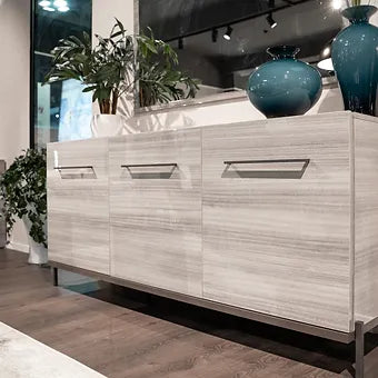 Mia Dining Collection