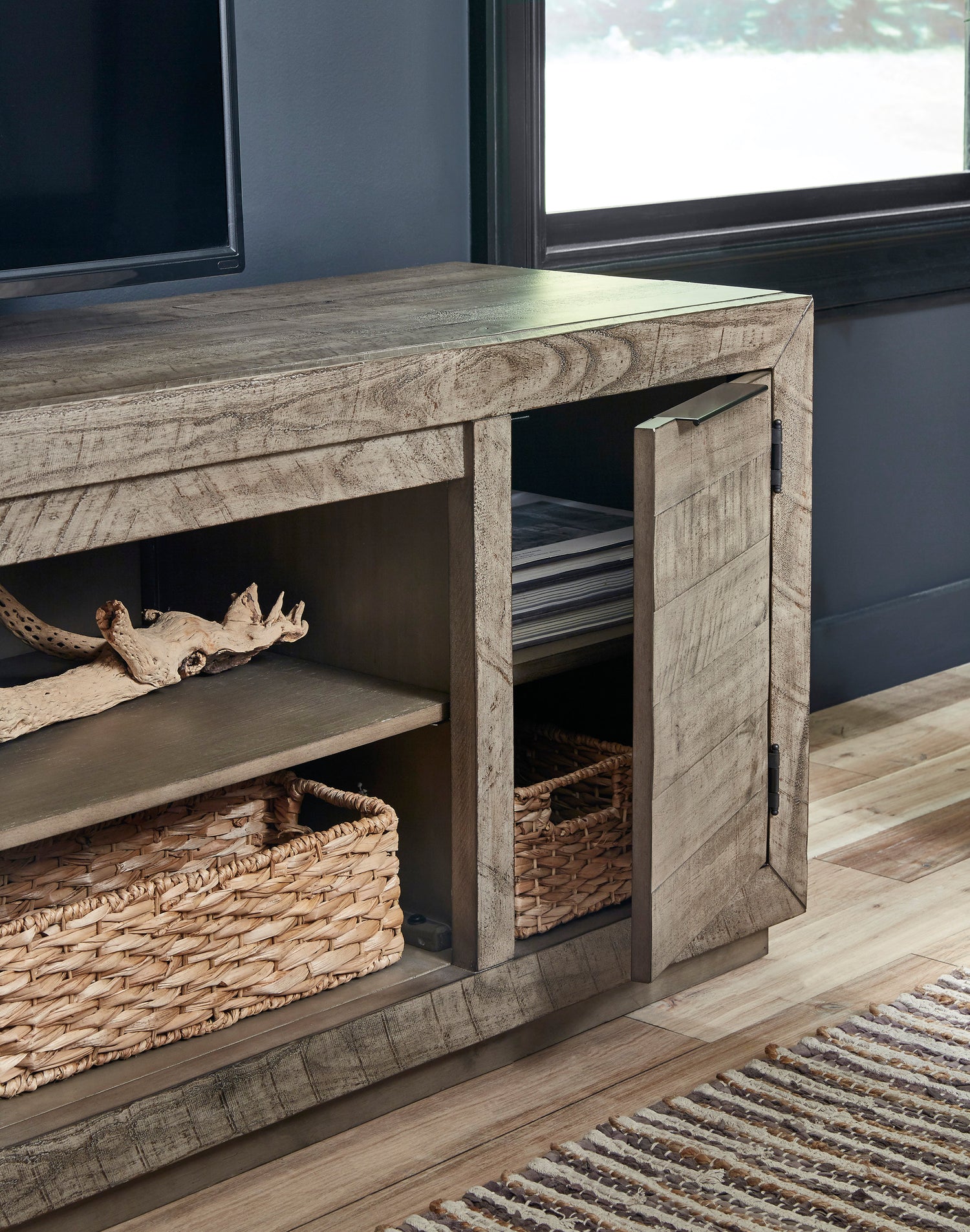 W760-78 - TV Stand 92"L **NEW ARRIVAL**